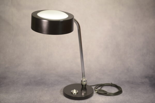 Lampe de bureau JUMO 900 par Charlotte PERRIAND - 1960s