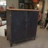 Meuble Buffet en métal riveté 1940