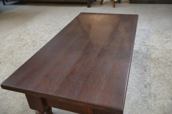 Table basse rustique en chêne 1960