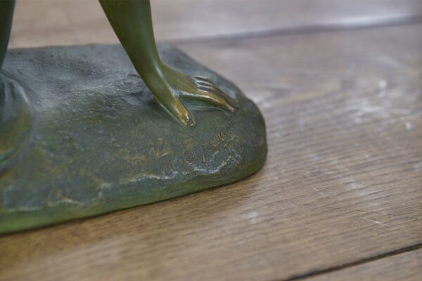Sculpture en terre cuite patine bronze par Hugo Cipriani