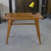 Table d'appoint en chêne pieds compas 1960