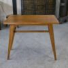 Table d'appoint en chêne pieds compas 1960