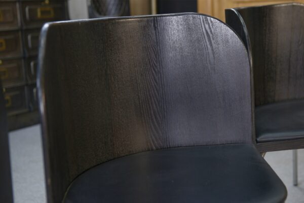 Ensemble de 4 chaises par Sandra Kregnert