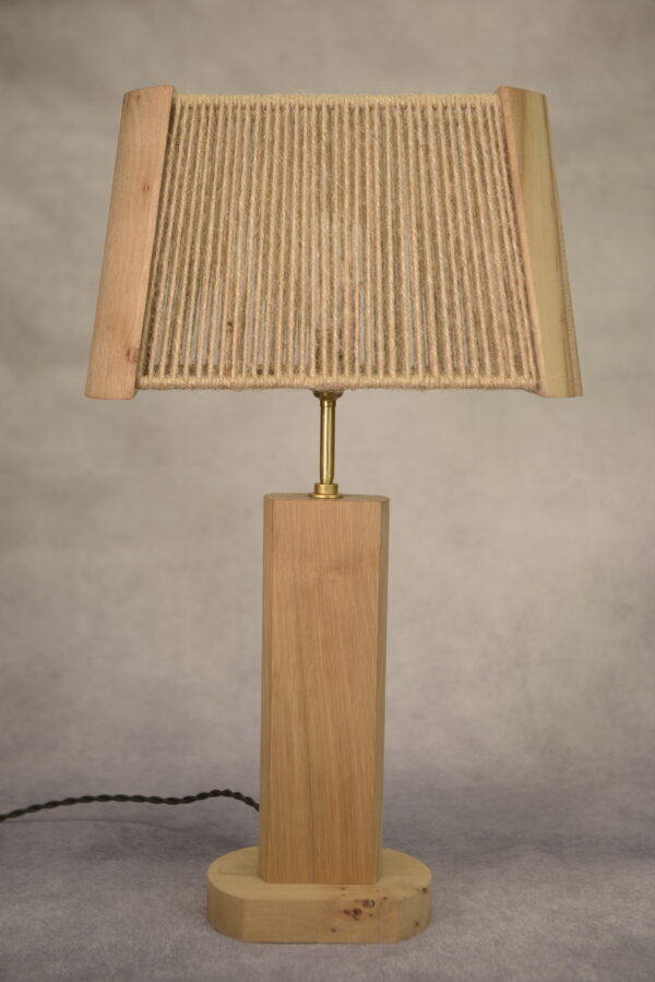 Lampe brutaliste orme et chêne massif et abat-jour en cordage - 1980s