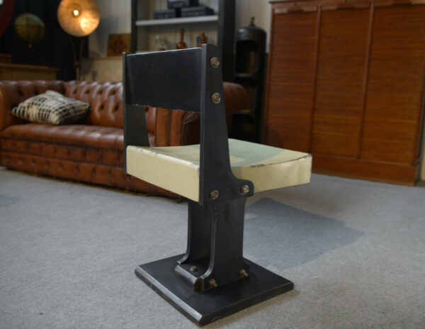 Ancienne chaise design moderniste minimaliste 1960s