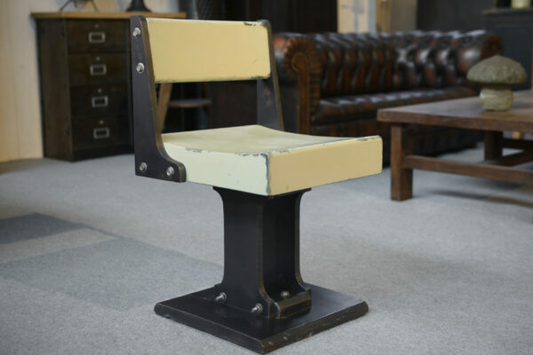 Ancienne chaise design moderniste minimaliste 1960s