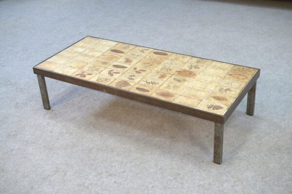 Table basse par Roger Capron modèle Herbier céramique et acier 1950