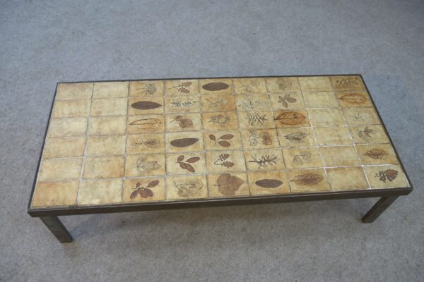 Table basse par Roger Capron modèle Herbier céramique et acier 1950