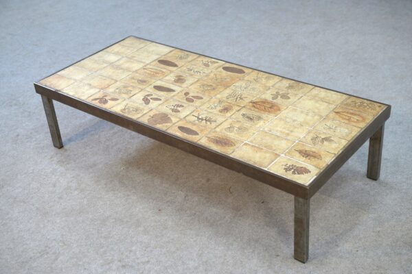 Table basse par Roger Capron modèle Herbier céramique et acier 1950
