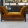 Banquette en cuir clouté vers 1920