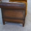 Banquette en cuir clouté vers 1920