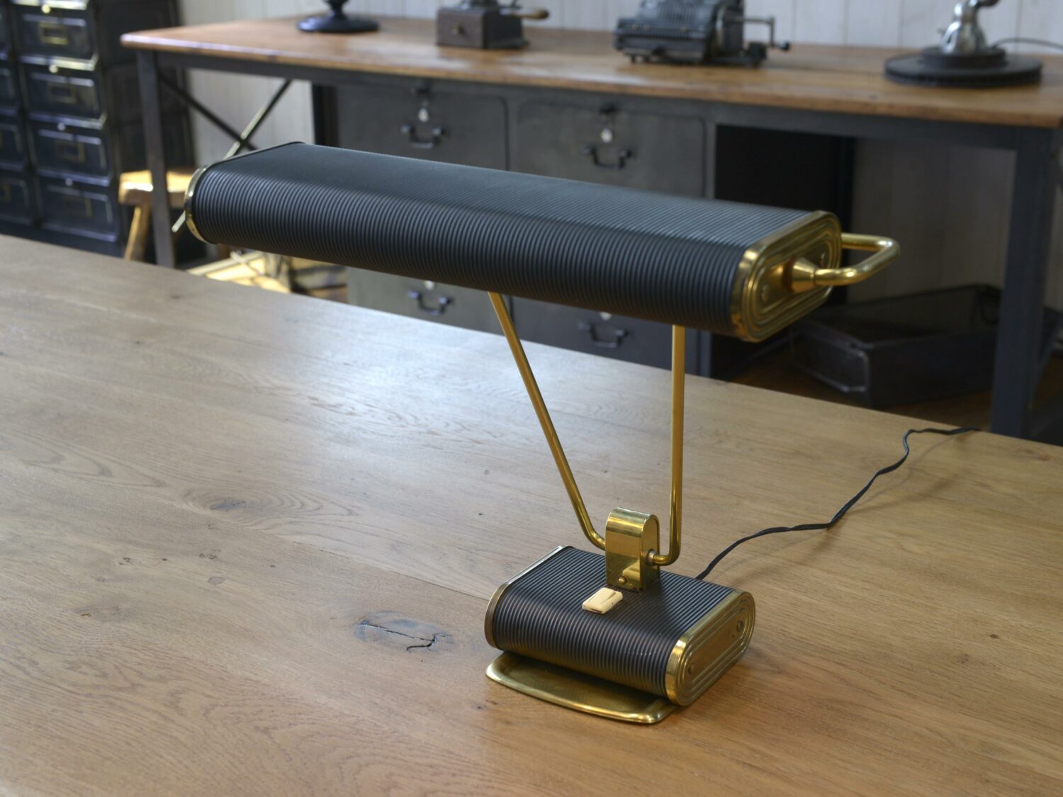 Lampe de bureau par Eileen Gray pour Jumo modèle N71