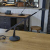 Lampe de bureau vintage modèle Lisa design italien Guiseppe Cardile pour Valenti 1980's