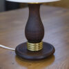 Lampe à poser en hêtre vintage 1960's