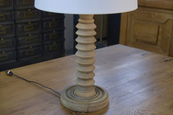 Grande lampe à poser brutaliste en hêtre dans le goût de Charles Dudouyt 1950's