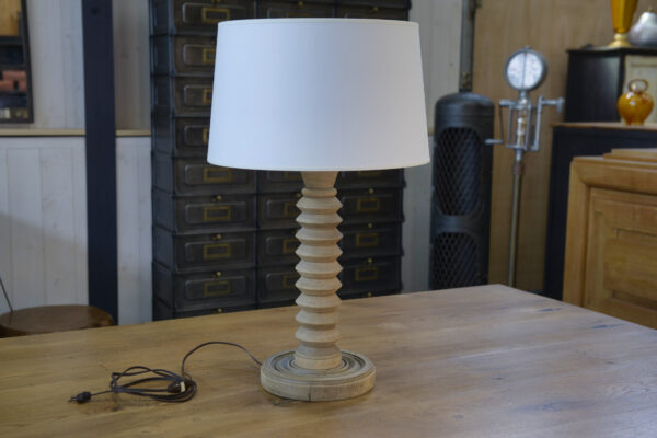 Grande lampe à poser brutaliste en hêtre dans le goût de Charles Dudouyt 1950's