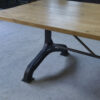 Grande table industrielle pieds "baleine" en fonte plateau en chêne massif 1950's