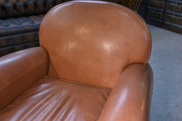 Ensemble canapé 2 places et 2 fauteuils club en simili cuir Camel 1980's