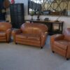 Ensemble canapé 2 places et 2 fauteuils club en simili cuir Camel 1980's
