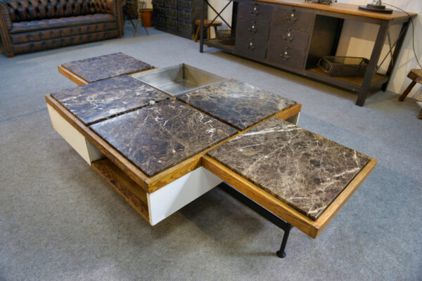 Table basse piètement acier avec encadrement en chêne et marbre gris 1970s