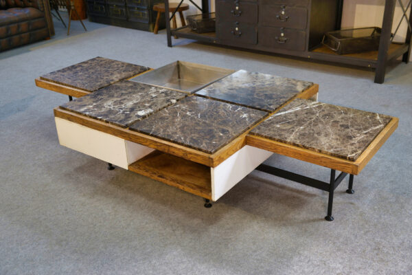 Table basse piètement acier avec encadrement en chêne et marbre gris 1970s