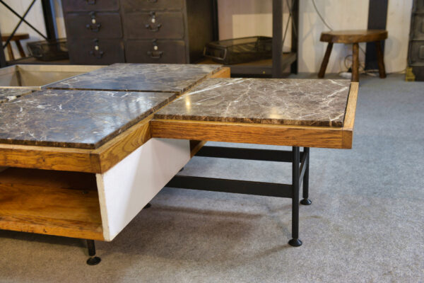 Table basse piètement acier avec encadrement en chêne et marbre gris 1970s