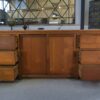 Grand buffet en teck 6 tiroirs et 2 portes coulissantes