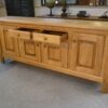 Grand buffet 4 portes en orme circa 1980's