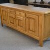 Grand buffet 4 portes en orme circa 1980's