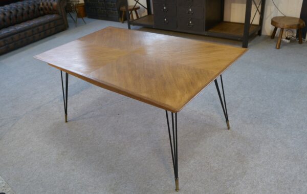 Table en chêne et pied en fonte et bronze design italien 1960's