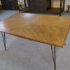 Table en chêne et pied en fonte et bronze design italien 1960's