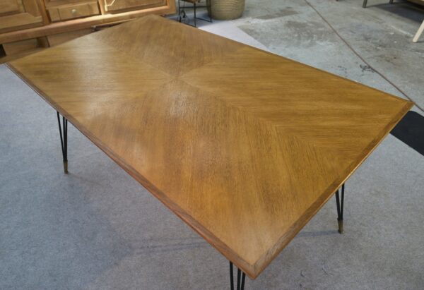 Table en chêne et pied en fonte et bronze design italien 1960's