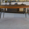 Table en chêne et pied en fonte et bronze design italien 1960's