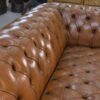 Canapé Chesterfield capitonné fauve