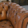 Canapé Chesterfield capitonné fauve