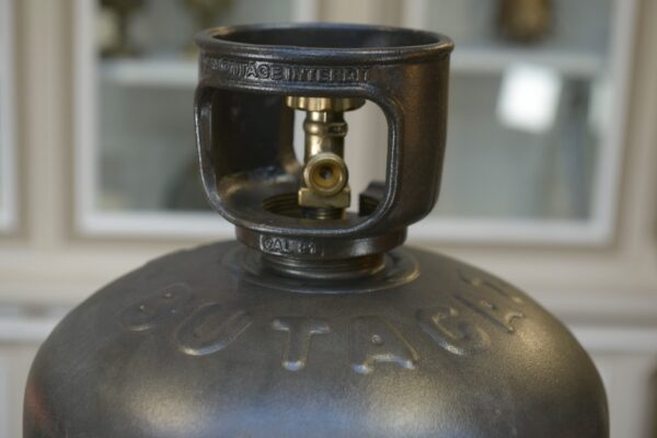 1 Bonbonne étagère industrielle grillagée