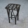 Tabouret fer forgé et métal tressé France 1950's
