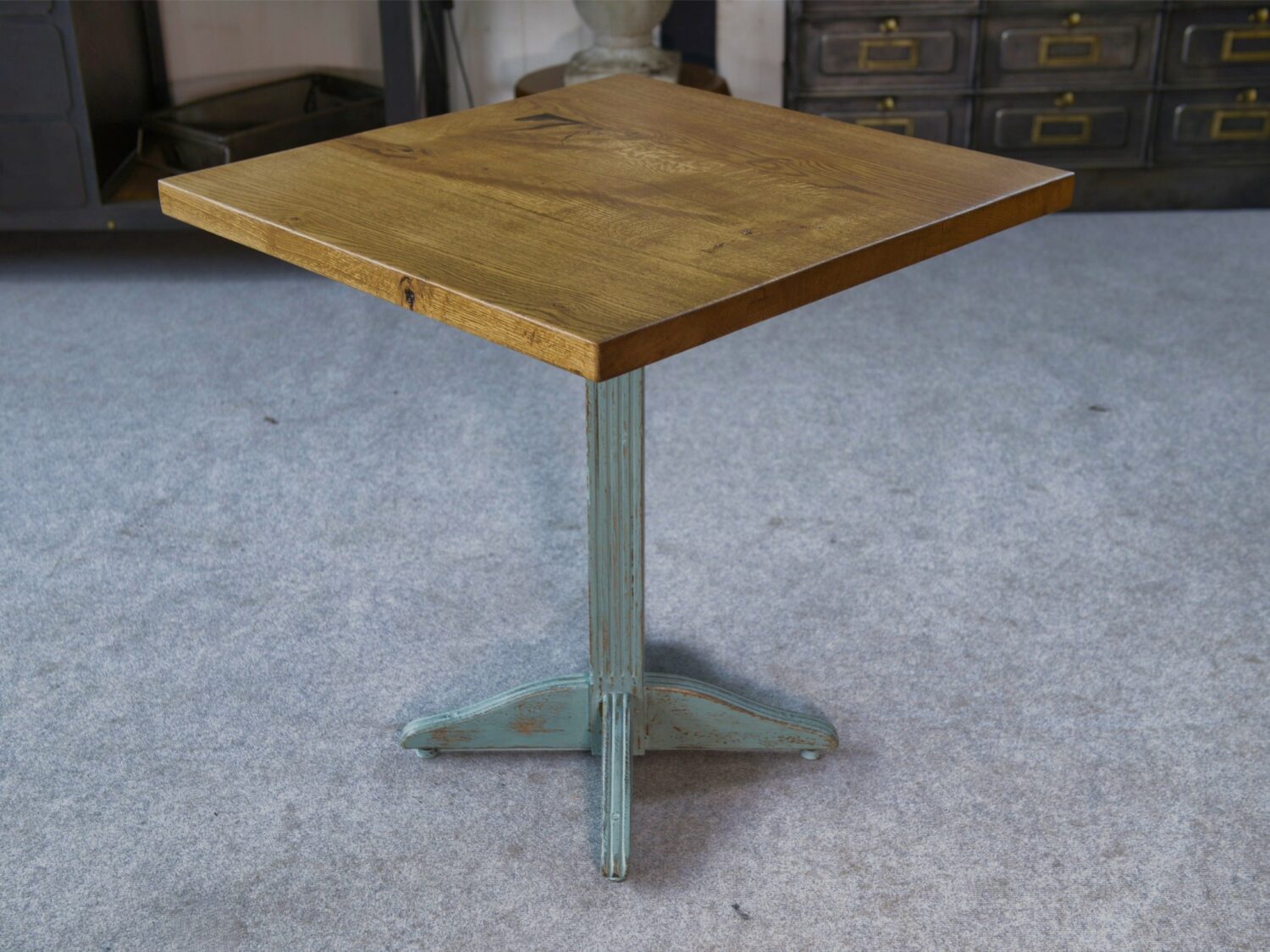 Table bistrot Art déco en chêne massif 1930's