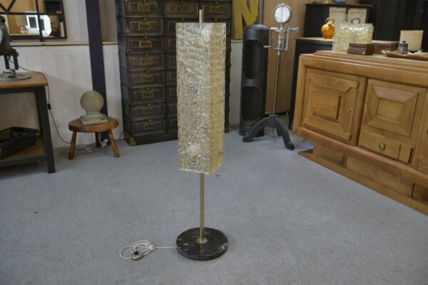 Lampadaire par Pierre Disderot pour Dallux résine et marbre 1960's