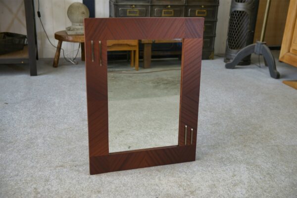 Miroir moderniste en placage d'acajou 1950's