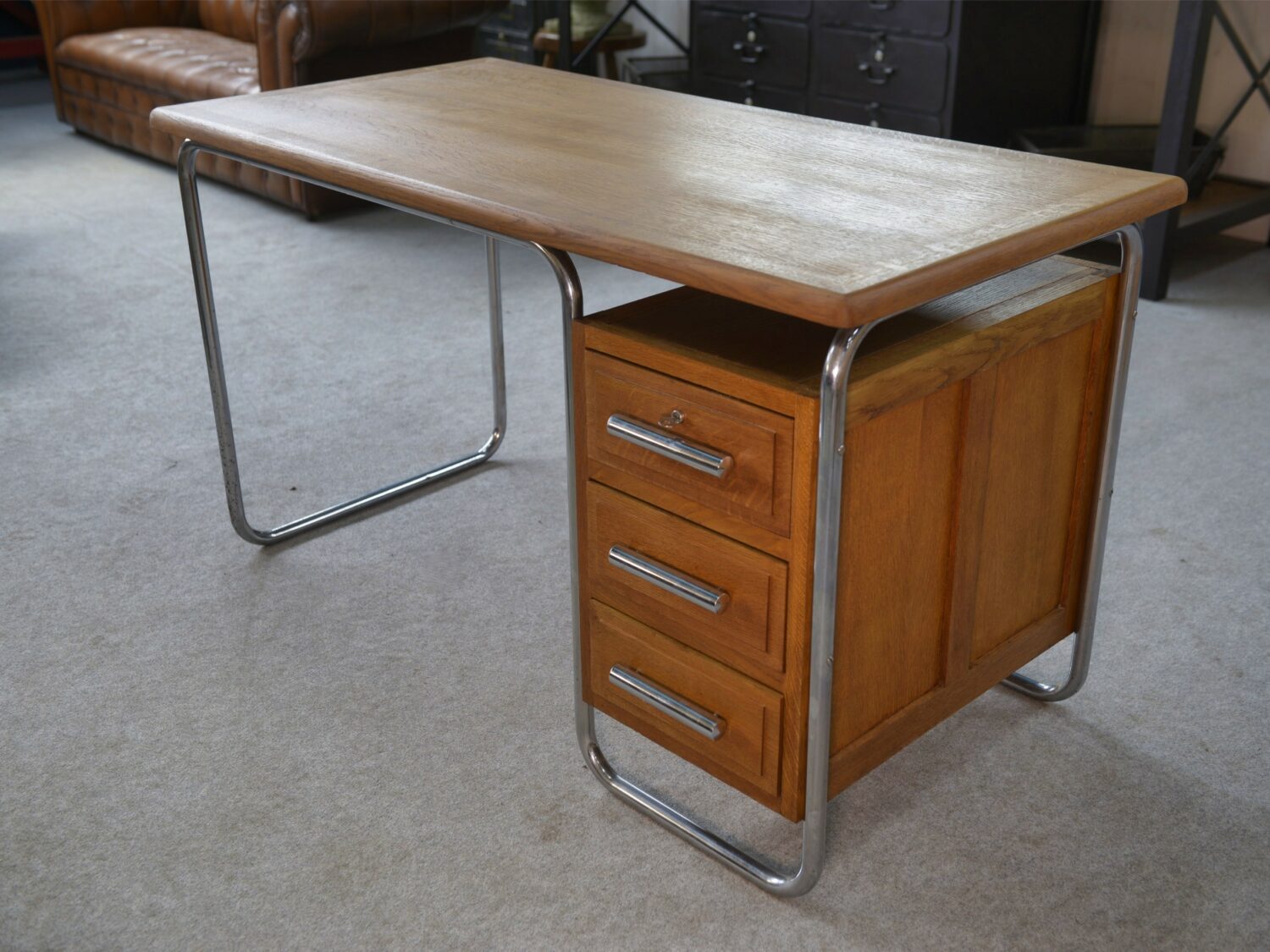 Bureau design Bauhaus en tube chromé et chêne massif par Kovona 1960's