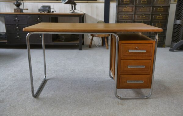 Bureau design Bauhaus en tube chromé et chêne massif par Kovona 1960's