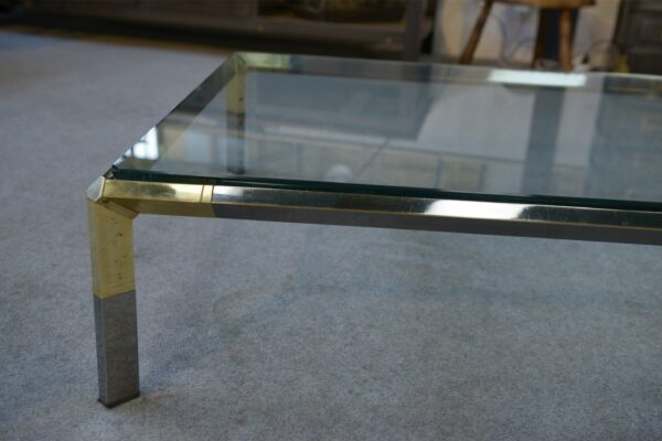 Table basse en verre et métal chromé par Philippe Parent France 1970's
