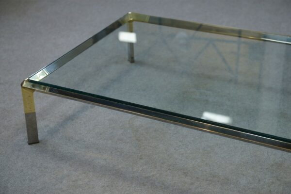 Table basse en verre et métal chromé par Philippe Parent France 1970's
