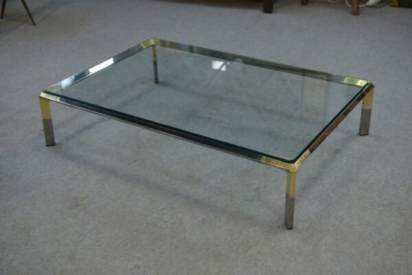 Table basse en verre et métal chromé par Philippe Parent France 1970's