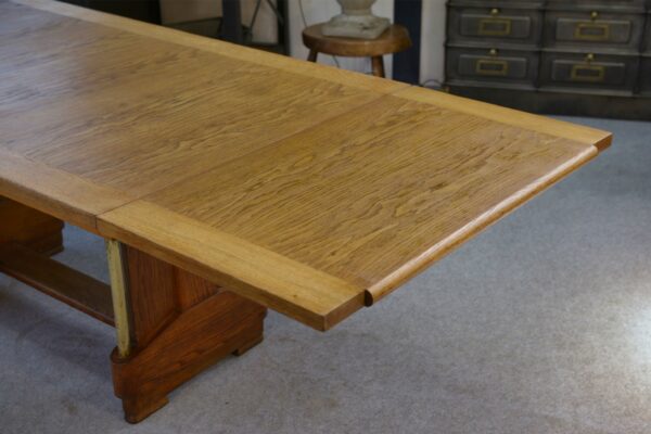Grande table en chêne massif Art déco par Henri Bonjour 1930's