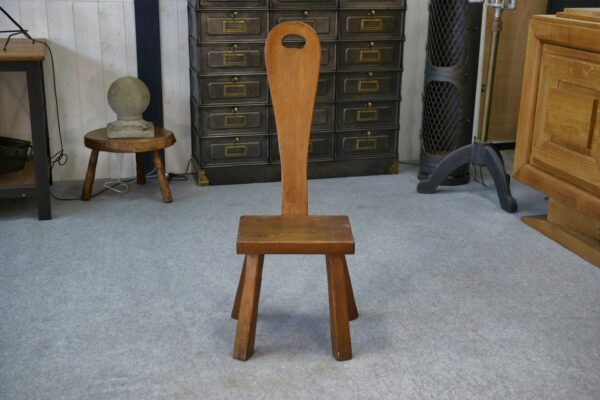 Chaise brutaliste en chêne massif 1950's