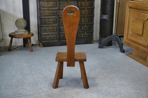 Chaise brutaliste en chêne massif 1950's