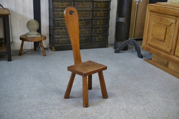 Chaise brutaliste en chêne massif 1950's