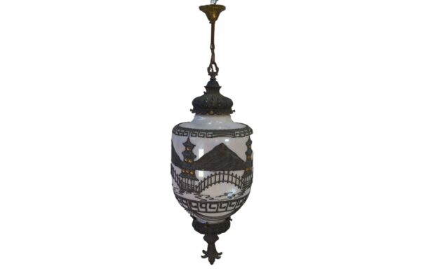 Suspension opaline nacrée décor asiatique et incrustation en laiton éditée par Accurate Casting Co.1975's